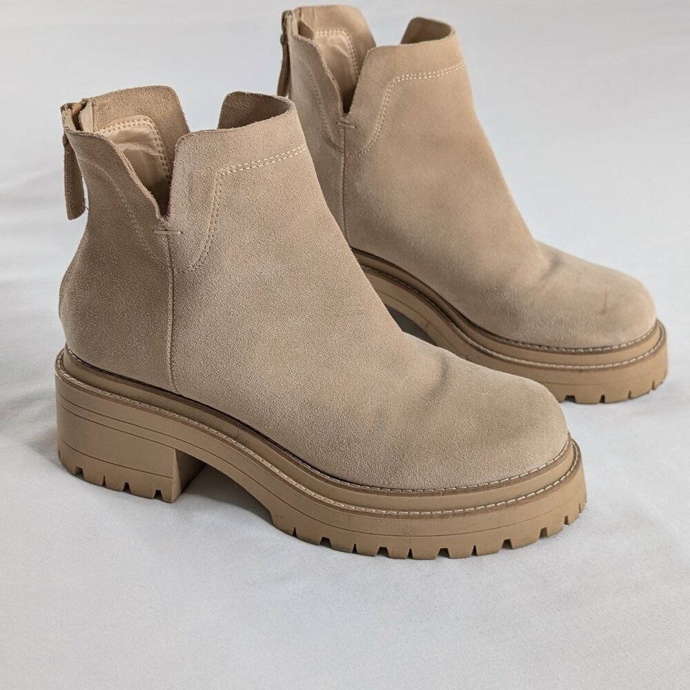 Gianni Bini Cream Suede Platform Chunky Heel Back Zipper Booties Ankle Boots
